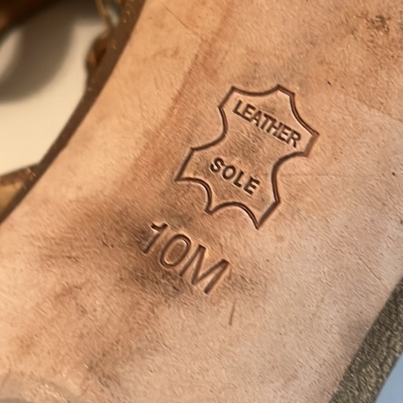 Tory Burch T-Strap Violet Platinum Gold Sz 10M Slingback Thong Heel Sandal - Picture 9 of 10